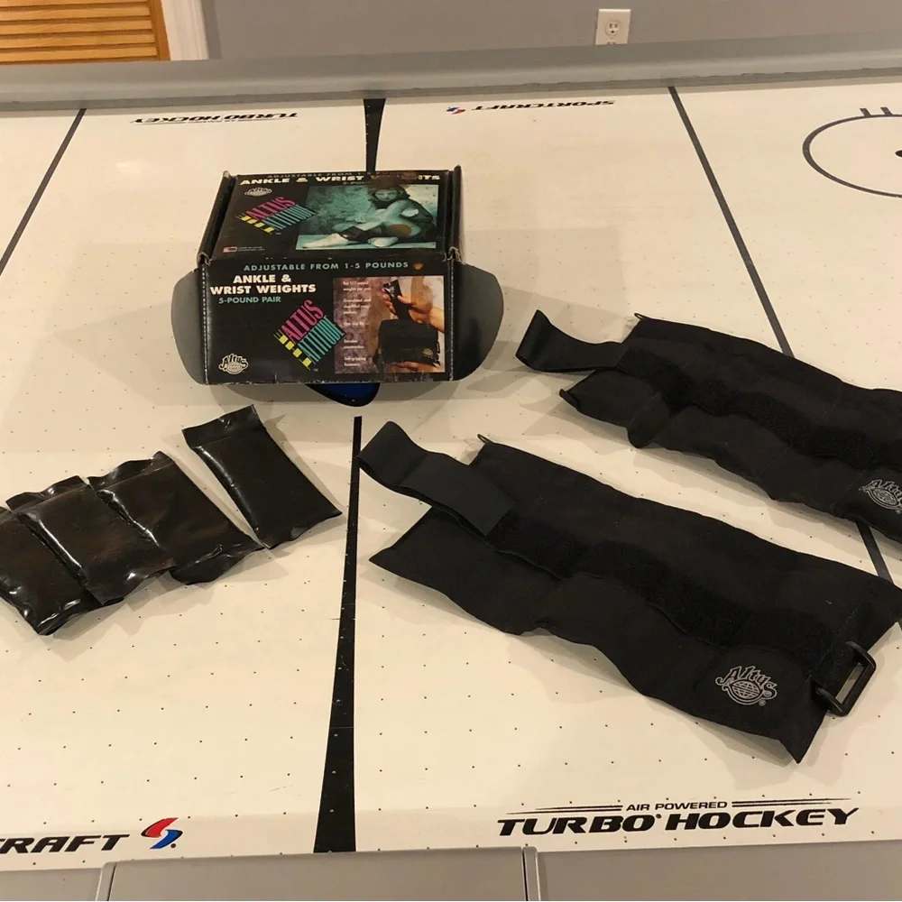 Ankle and Wrist Weights: 5 -Pound Pair—-previously used - Picture 2 of 6